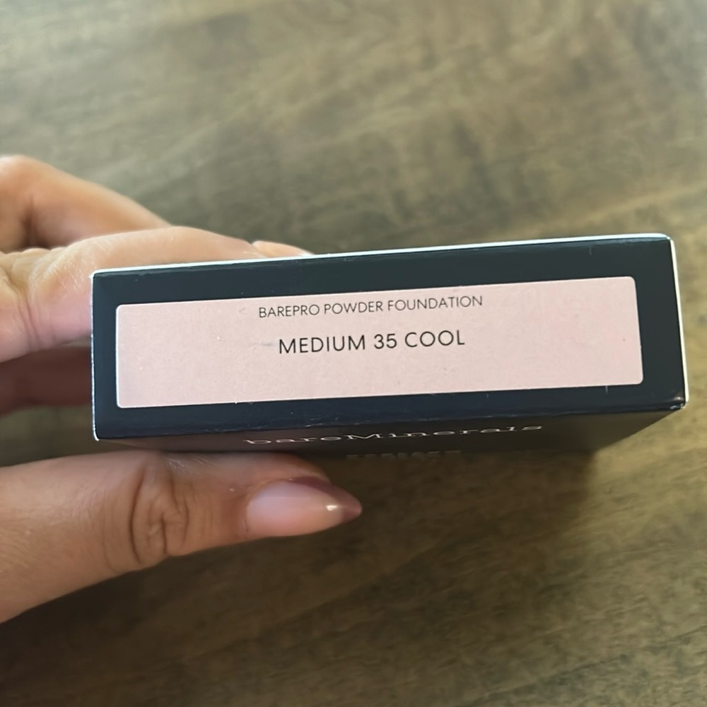 NEW IN BOX - bareMinerals BAREPRO Powder Foundation in shade: MEDIUM 35 cool